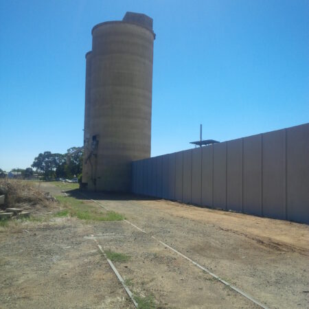 DuneWall with AcoustX Panel by Wallmark Australia 4.2m high at Graincorp, Shepparton VIC