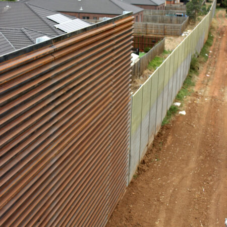 DuneWall with Custom Panel by Wallmark Australia 7.5m high at Melton VIC